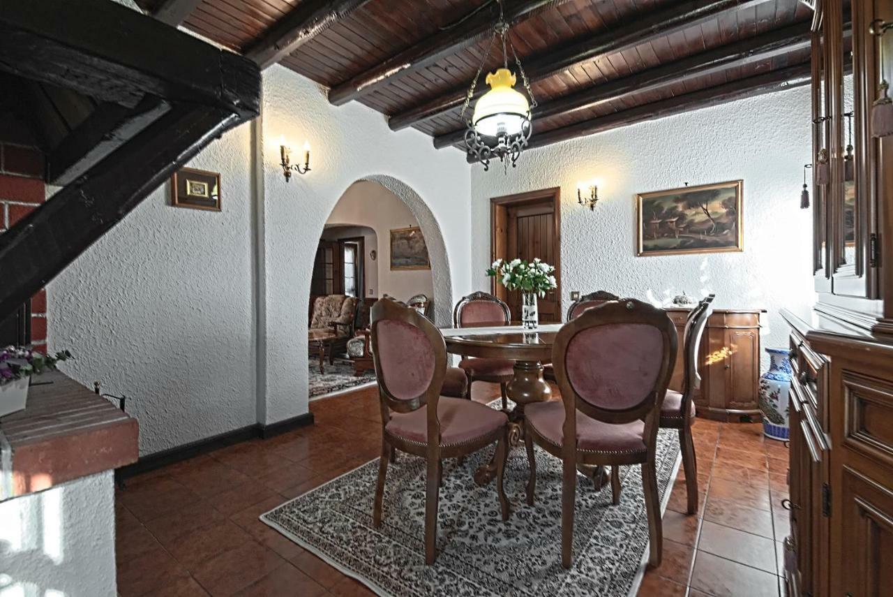 Villa Vecchia Favola House Quarto dʼAltino Exterior foto